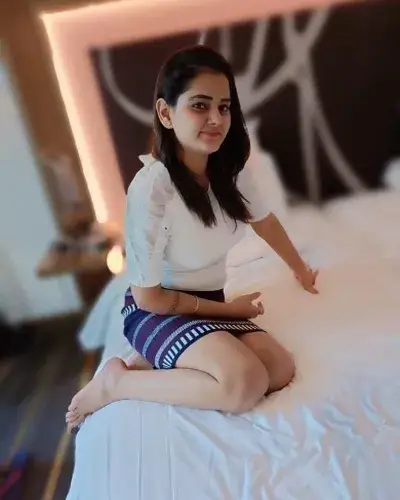 Escort Service In Manjlegaon